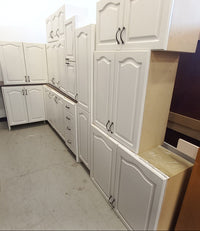 12 White Cabinet Kitchen Set