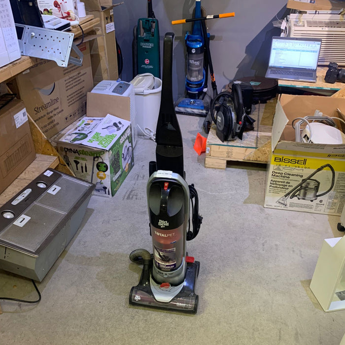 Dirt Devil Total Pet Upright Vacuum Cleaner