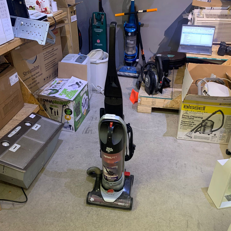 Dirt Devil Total Pet Upright Vacuum Cleaner