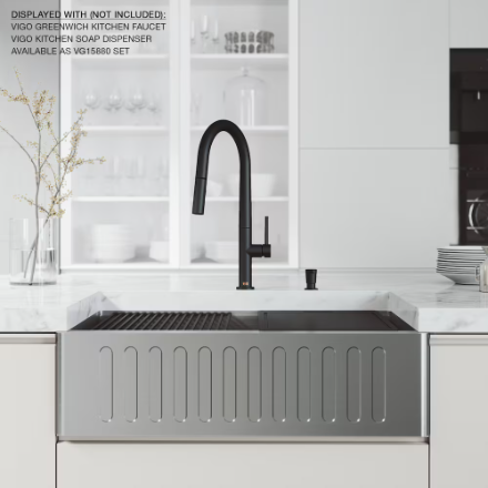 VIGO Oxford 33 Single Bowl Farmhouse Slotted Kitchen Sink Workstation in Stainless Steel and Accessories