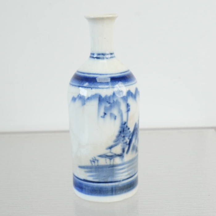 Early 20st Century Japanese Blue and White Porcelain Tokkuri Sake Bottle
