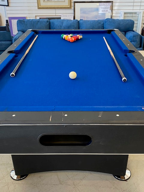 Hathway Pool Table