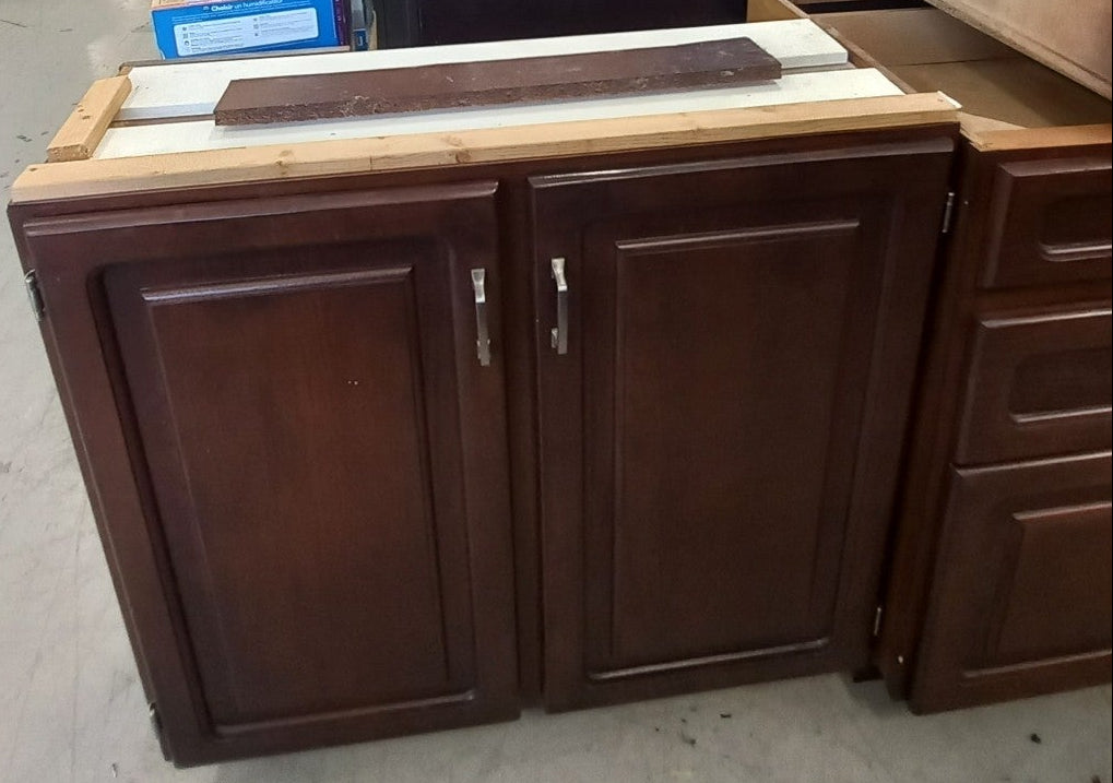 Set of 13 Brown Kitchen Cabinets