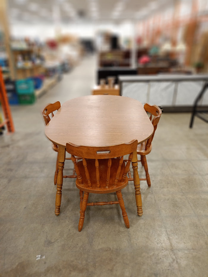 Hard Rock Maple 4-Piece Dining Table