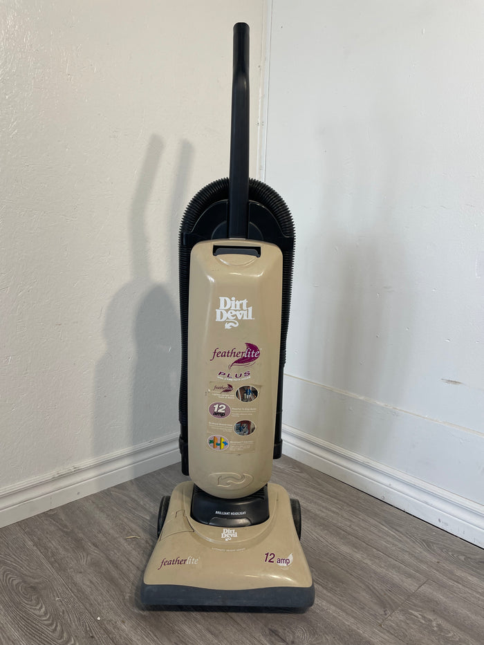 Dirt Devil 12 amp Beige Vacuum Cleaner
