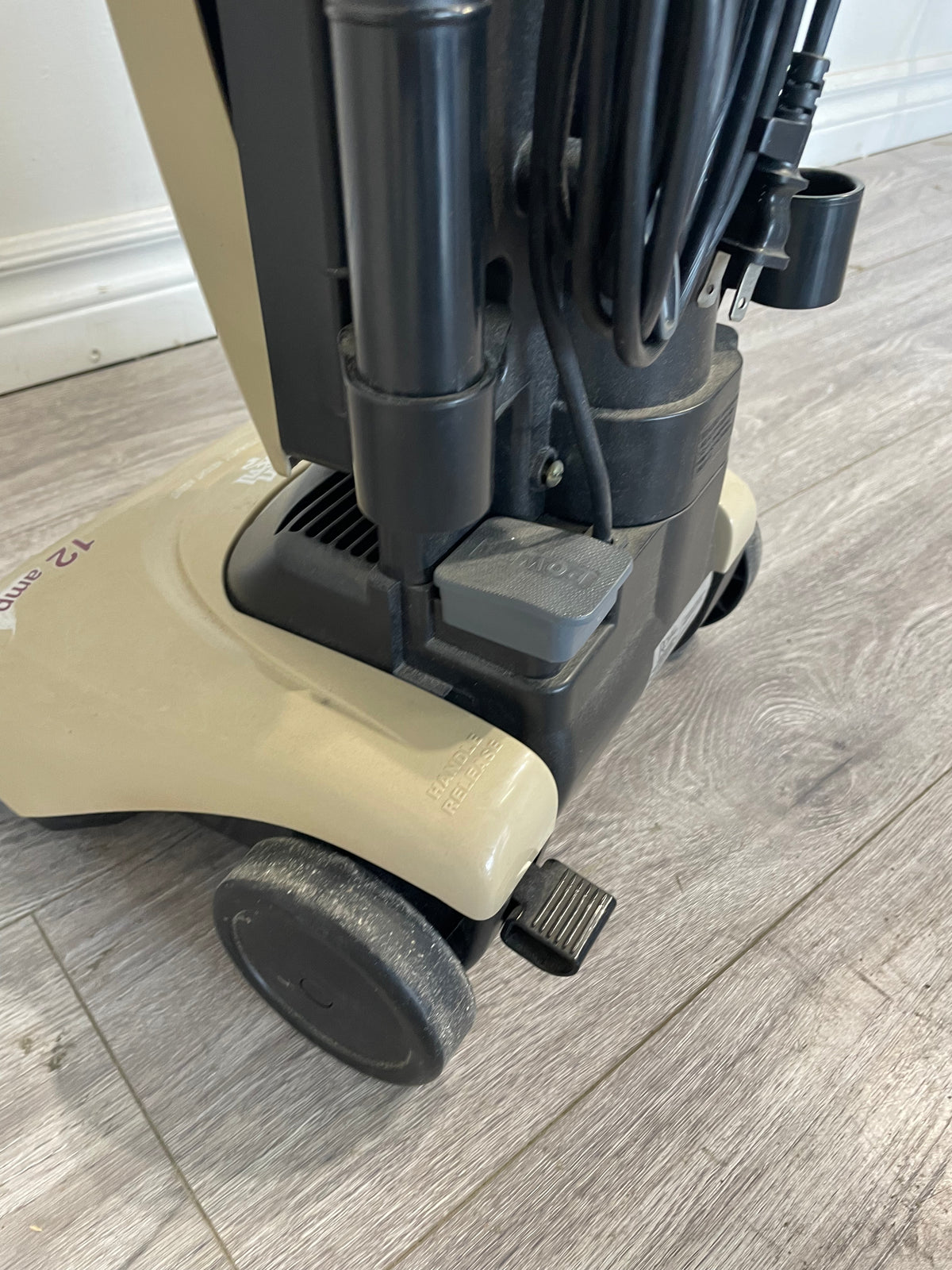 Dirt Devil 12 amp Beige Vacuum Cleaner