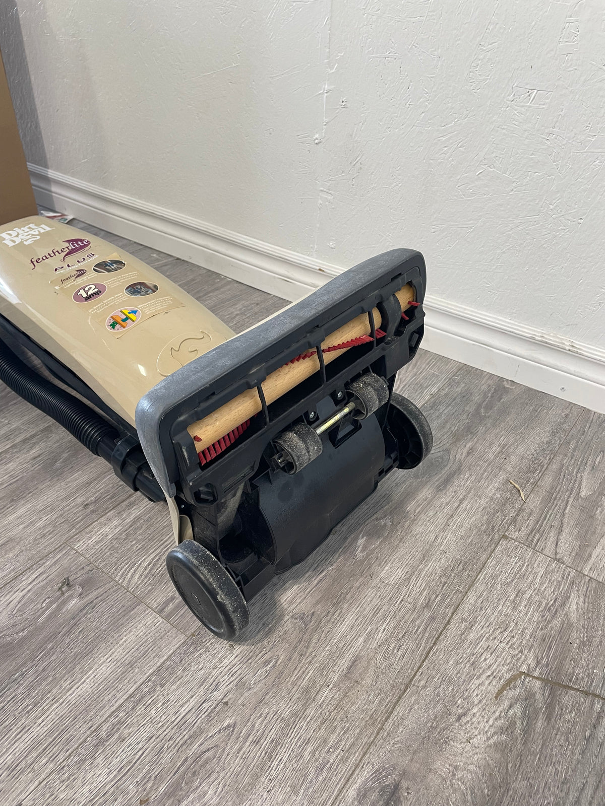Dirt Devil 12 amp Beige Vacuum Cleaner