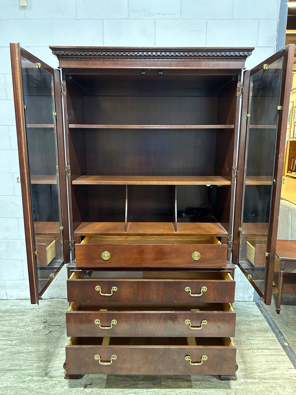 40"W Armoire