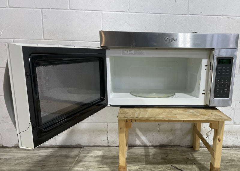 30" W Whirlpool Microwave