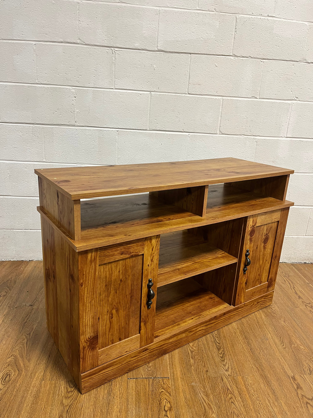Media Console (41.50"W)