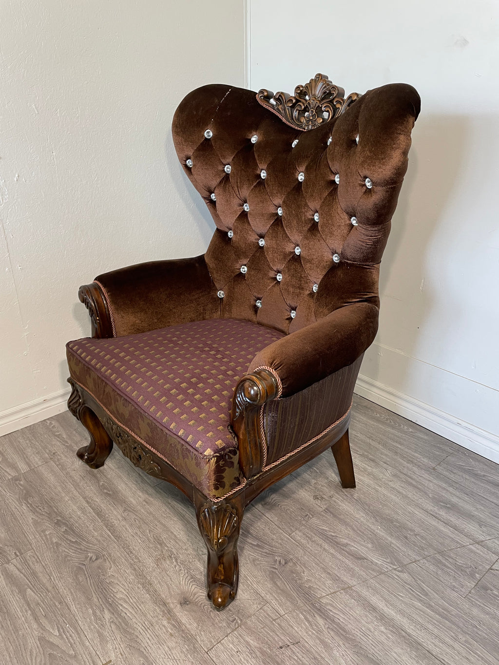 Brown Luxury Bergere Accent Chair