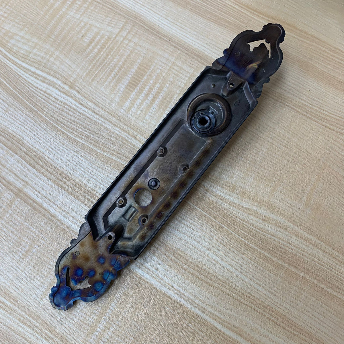 Inside Door Faceplate with Thumb Turn in Antique Brass 8525VEM US5