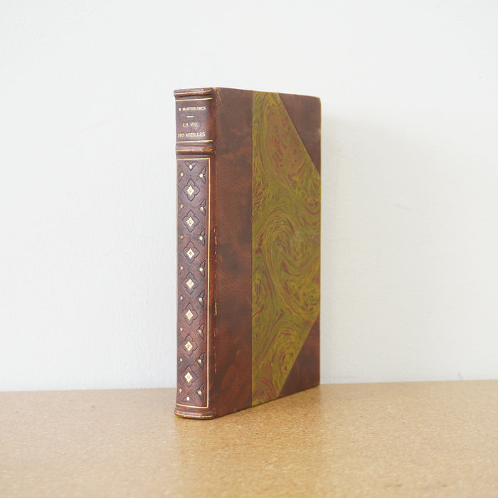 La Vie des Abeilles by Maurice Maeterlinck 1912