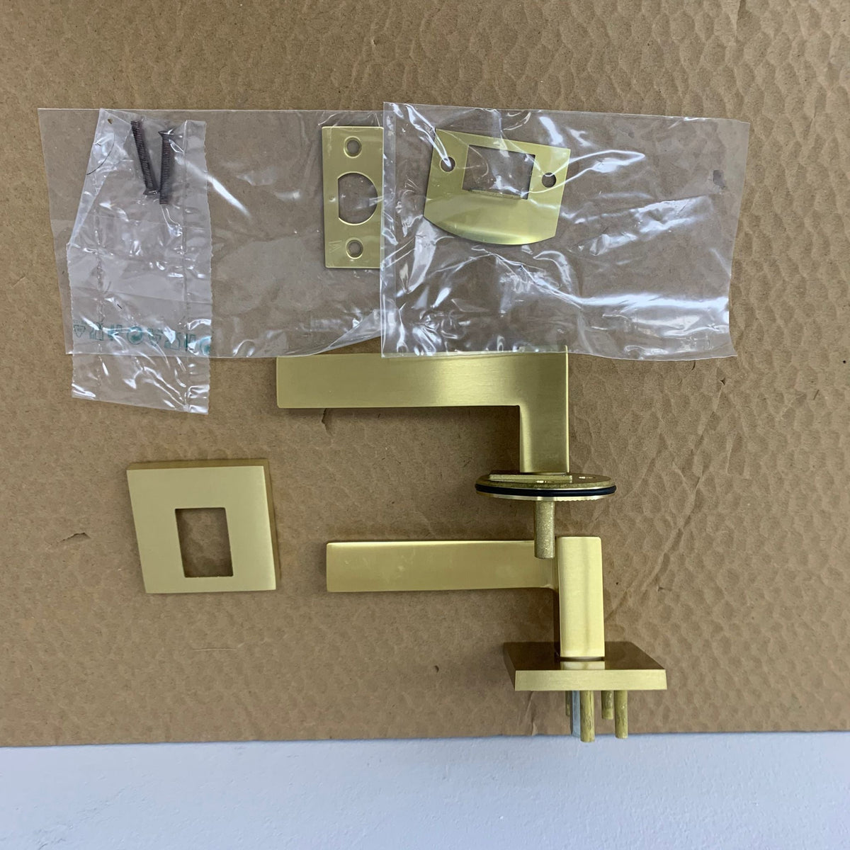 Louisiana Passage Door Lever Set - Left Hand, Satin Brass 1001LOUSR