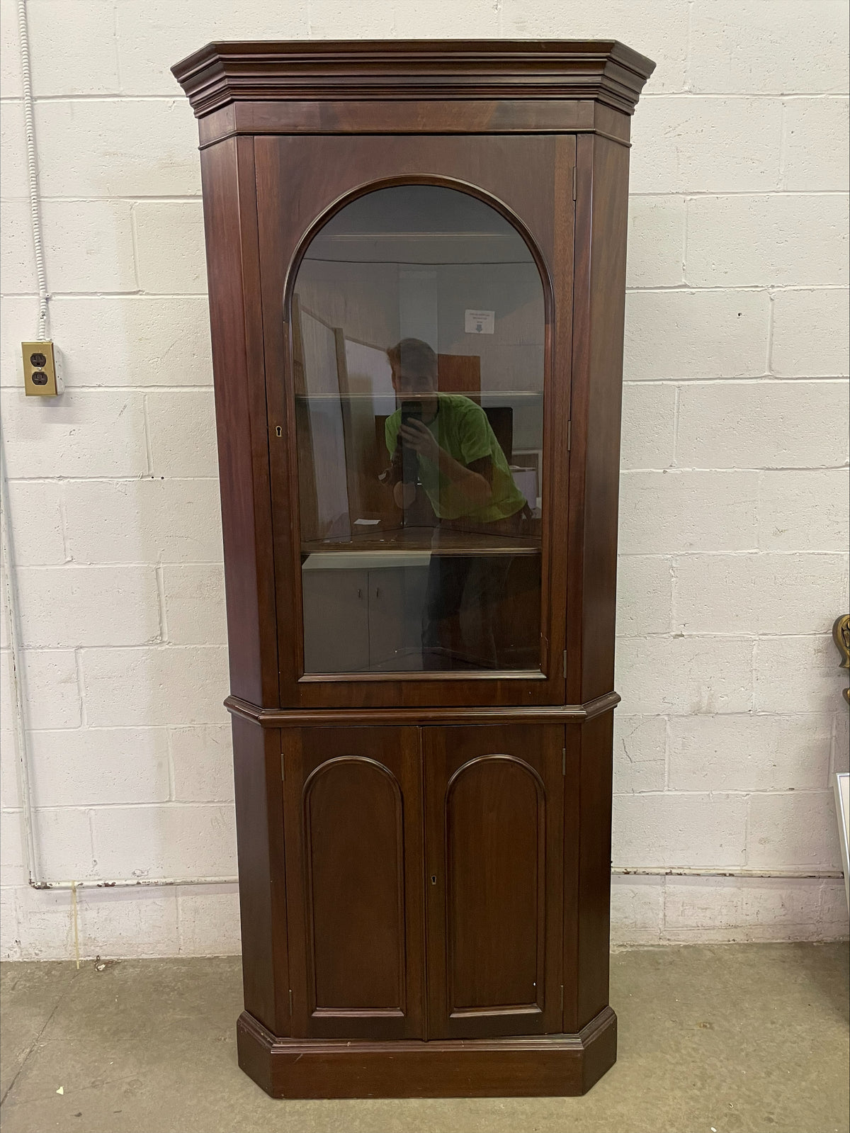 Wood Corner Cabinet with Key