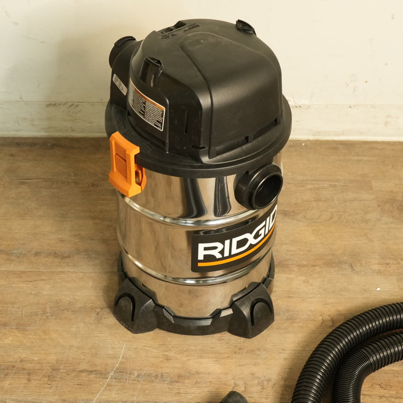 RIDGID 22.5L 4.25 HP Stainless Steel Wet Dry Vacuum WD6425