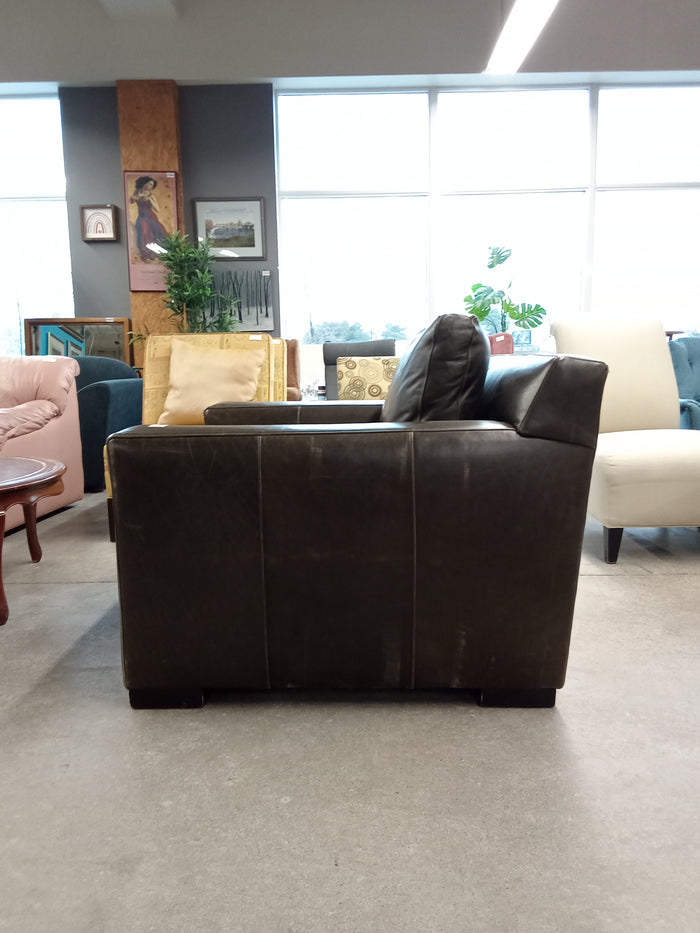 41"W Brown Leatherette Armchair