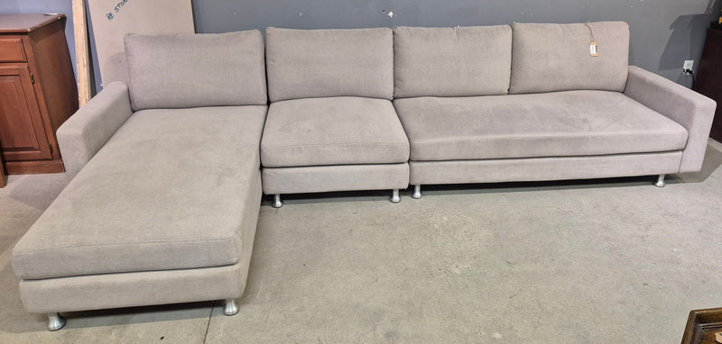 King Living – Delta Modular Sofa