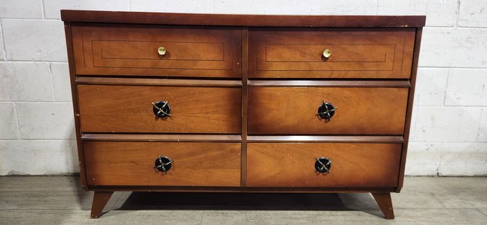 Viscool Vintage Dresser