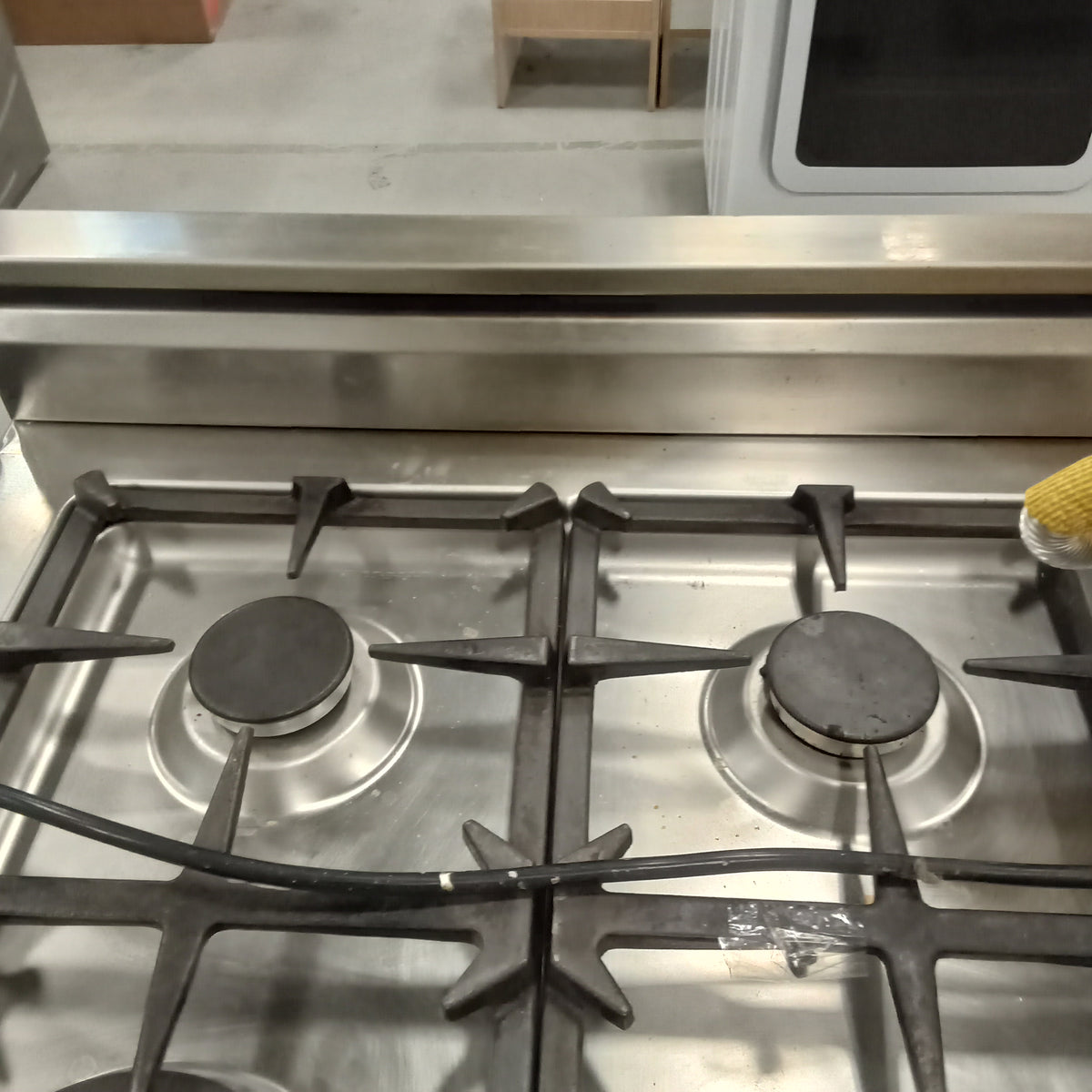 36"W 6-Burner Gas Stove in Stainless Steel