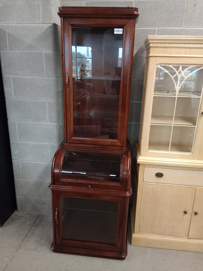 25.5"W One Piece Display Cabinet in Solid Wood