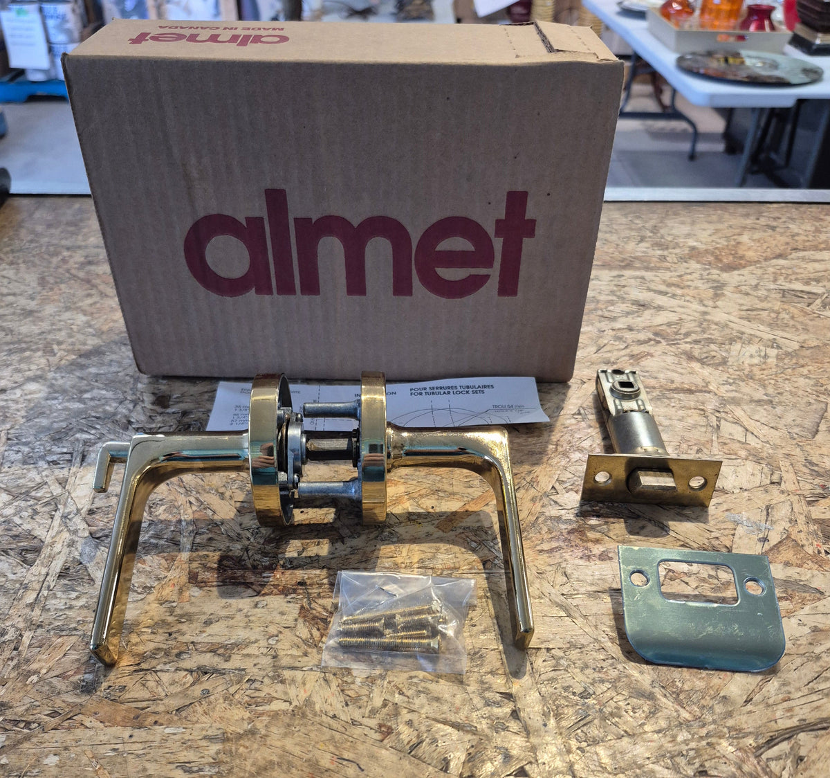 Almet Polished Brass Privacy Handle Set