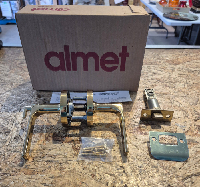 Almet Polished Brass Privacy Handle Set