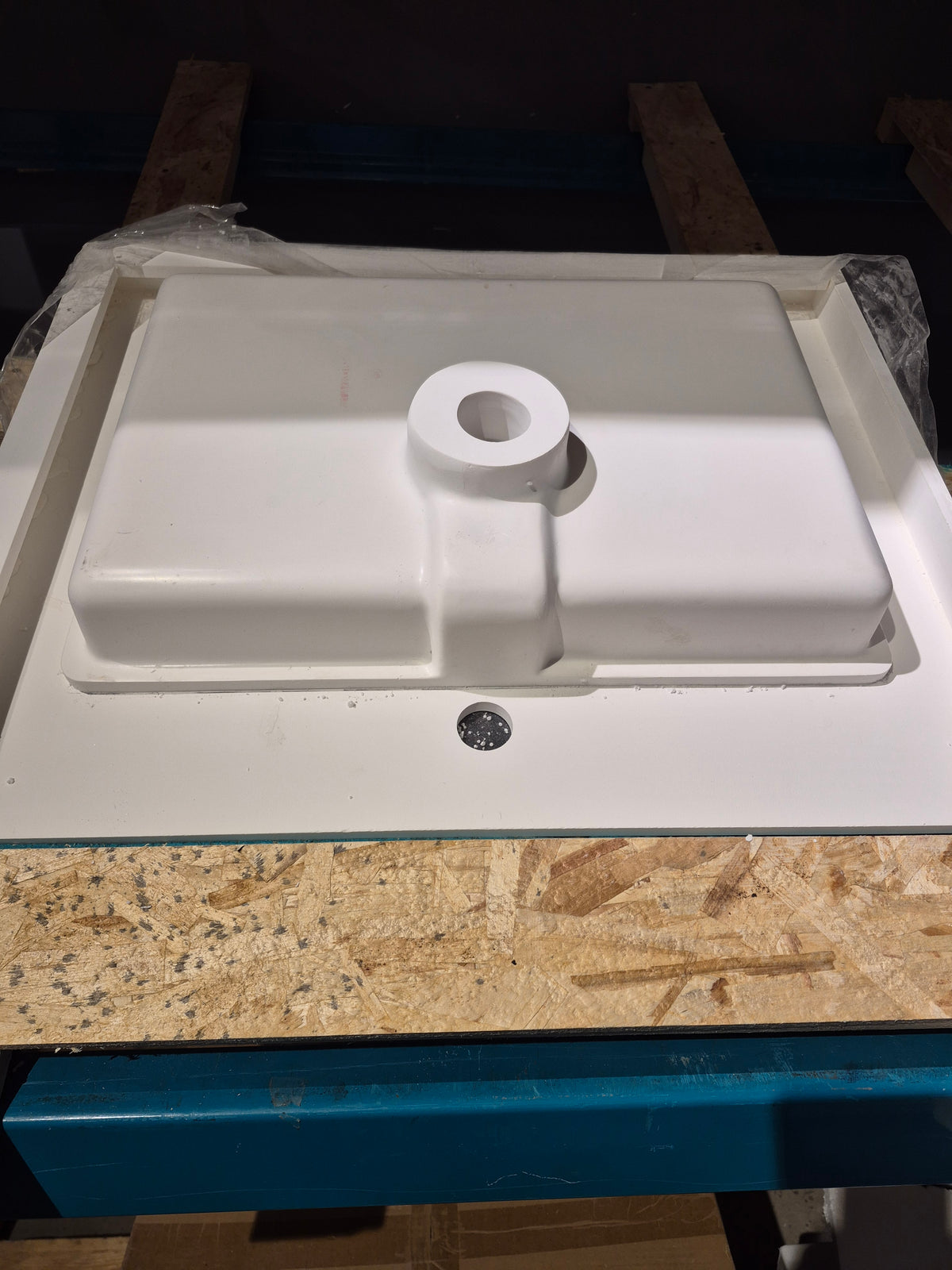 White Acrylic Sink