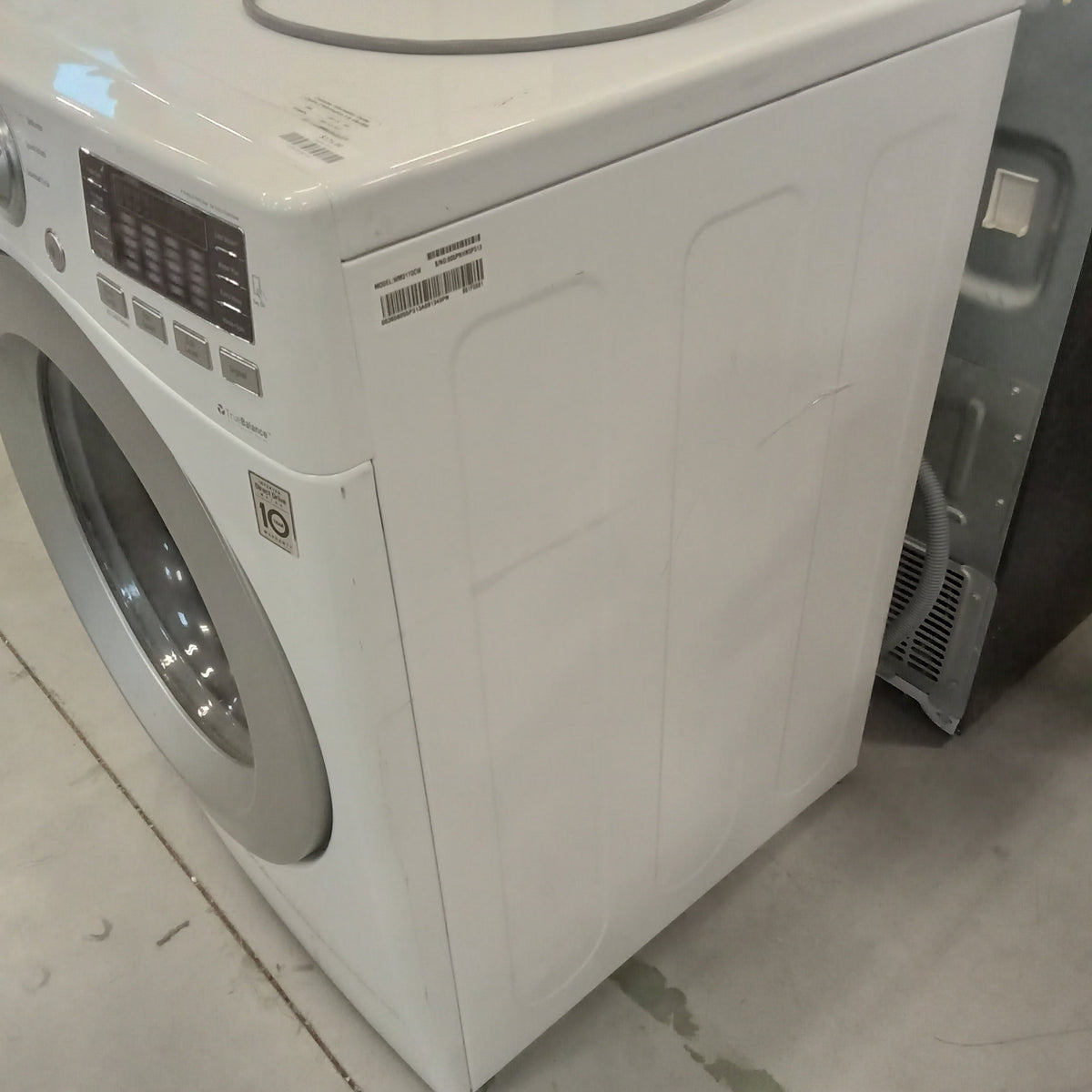 27"W Front Load Washing Machine