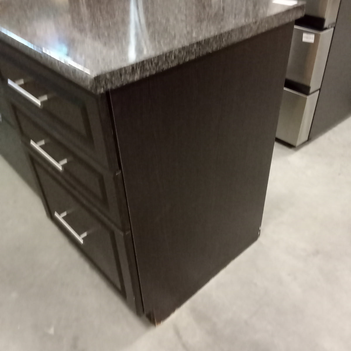 26.5"W Kitchen Cabinet with Formica Top