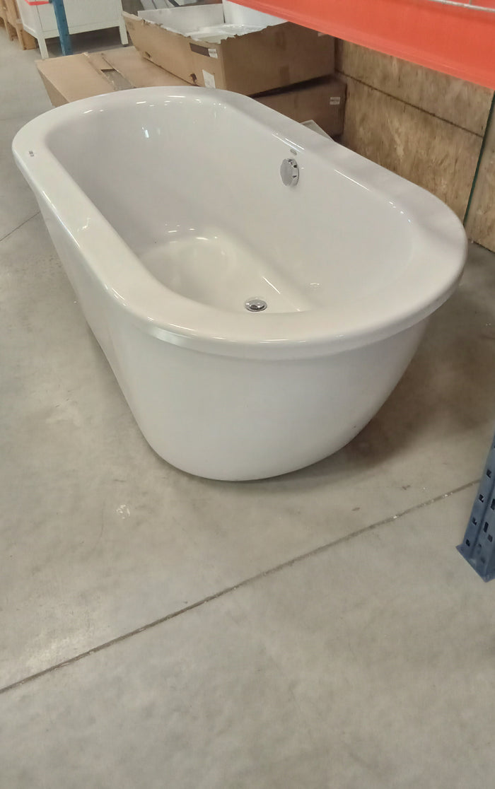 67"W Stand Alone Acrylic Bath Tub