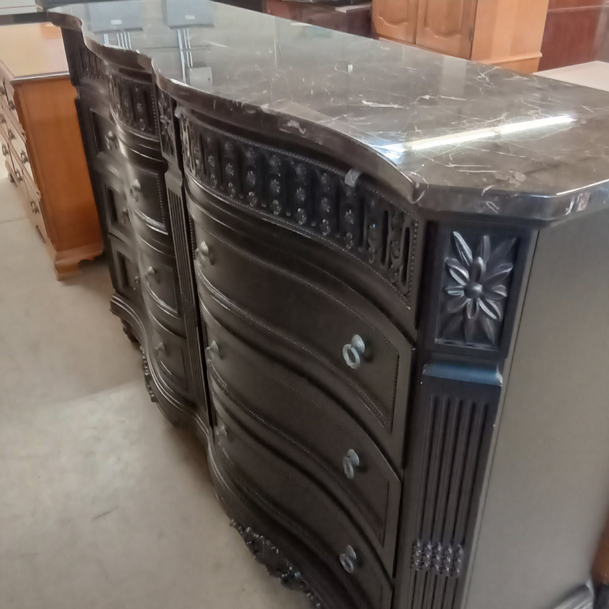69.5"W 8-Drawers Dresser with Marble Top