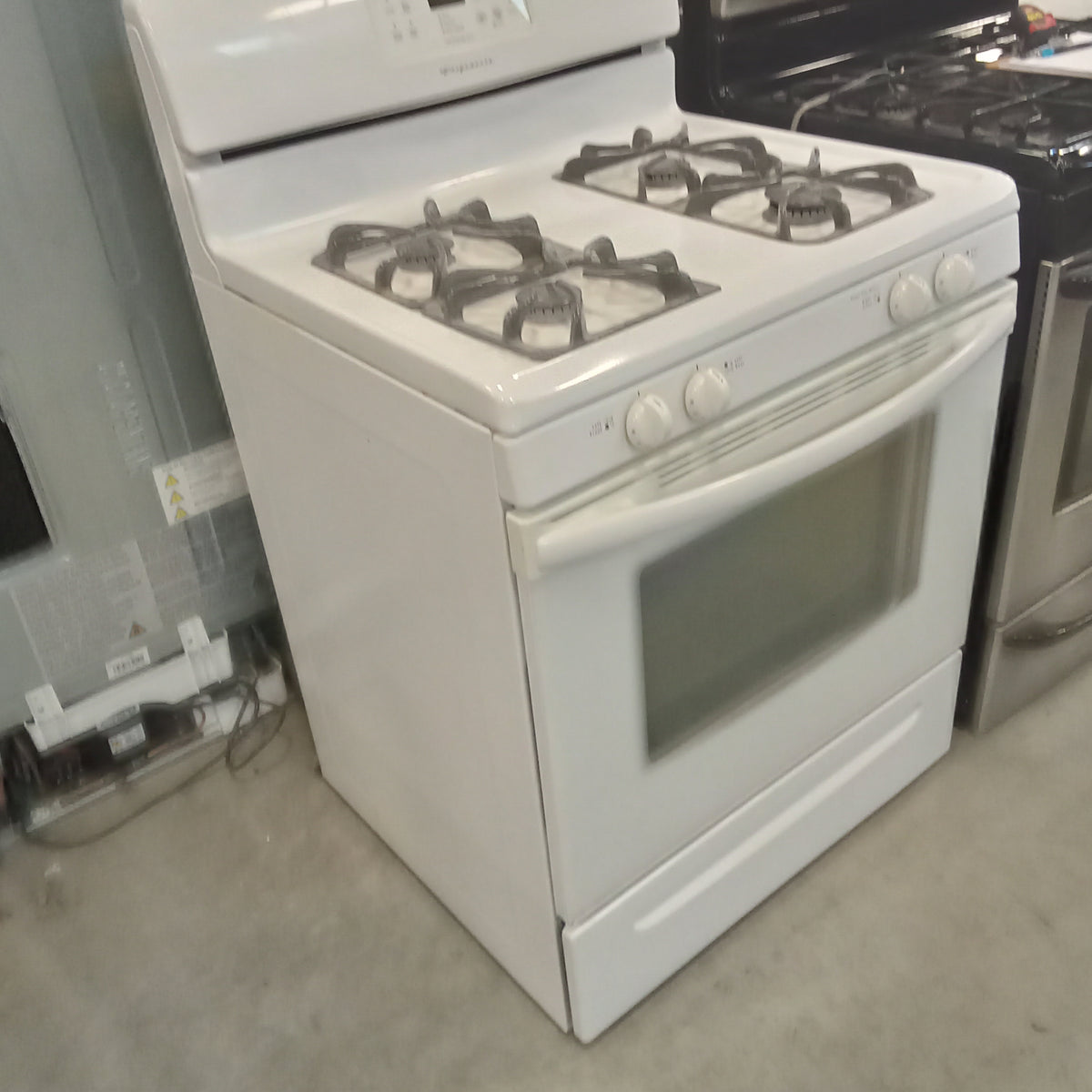 30"W White 4-Burner Gas Stove