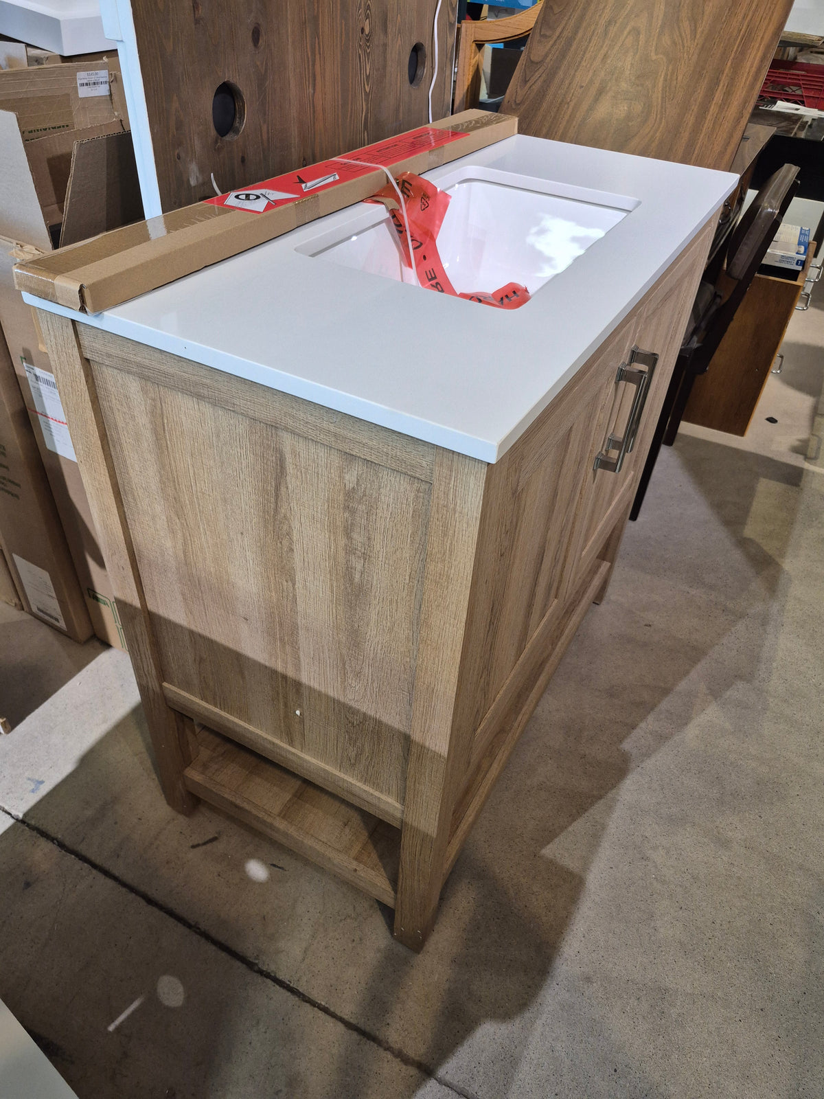 36 " W Single Sink Bath Vanity in White Oak with Top