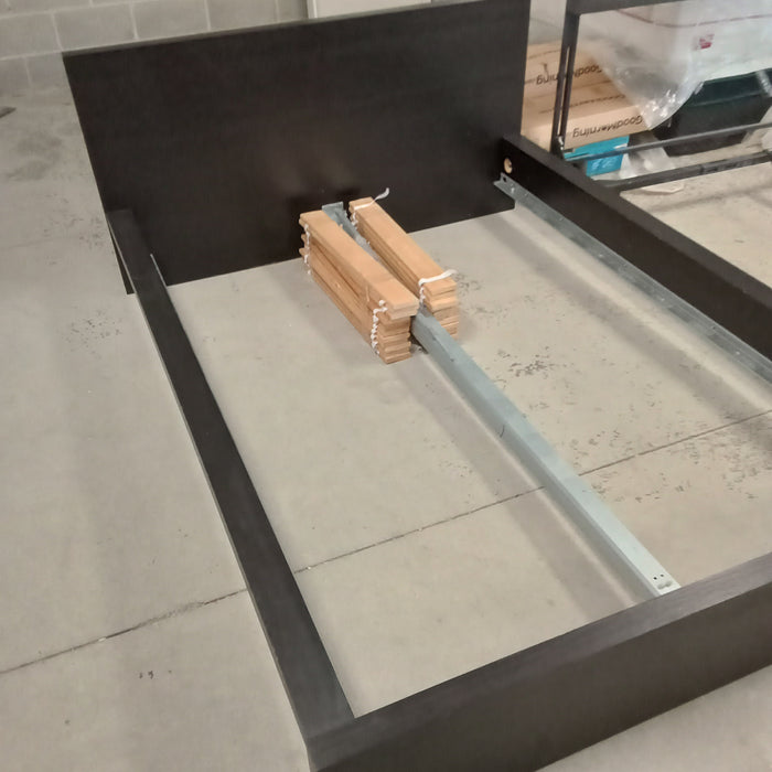60"W Double Bedframe in Black