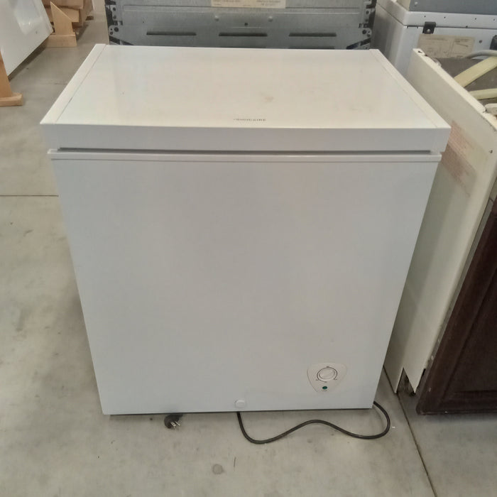 28.5"W Chest Freezer - White