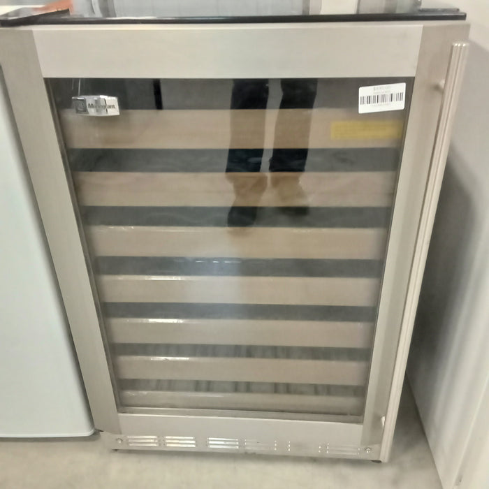 23.5"W 28 Bottle Capacity Wine Fridge