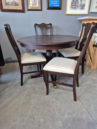 42"Round Dining Set with 4 Chairs