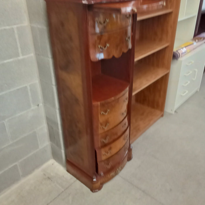 21"W Decorative Chest of Drawers