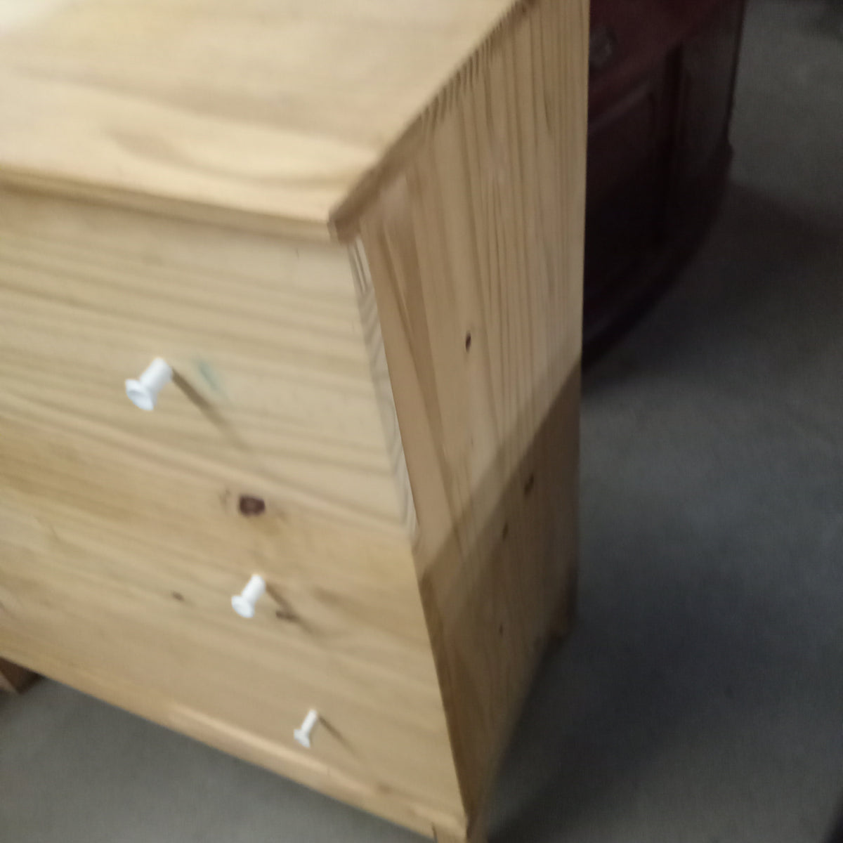 29.5"W 3-Drawer Dresser made in Pine