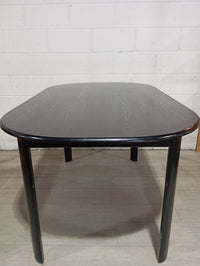 CERY BLACK TABLE