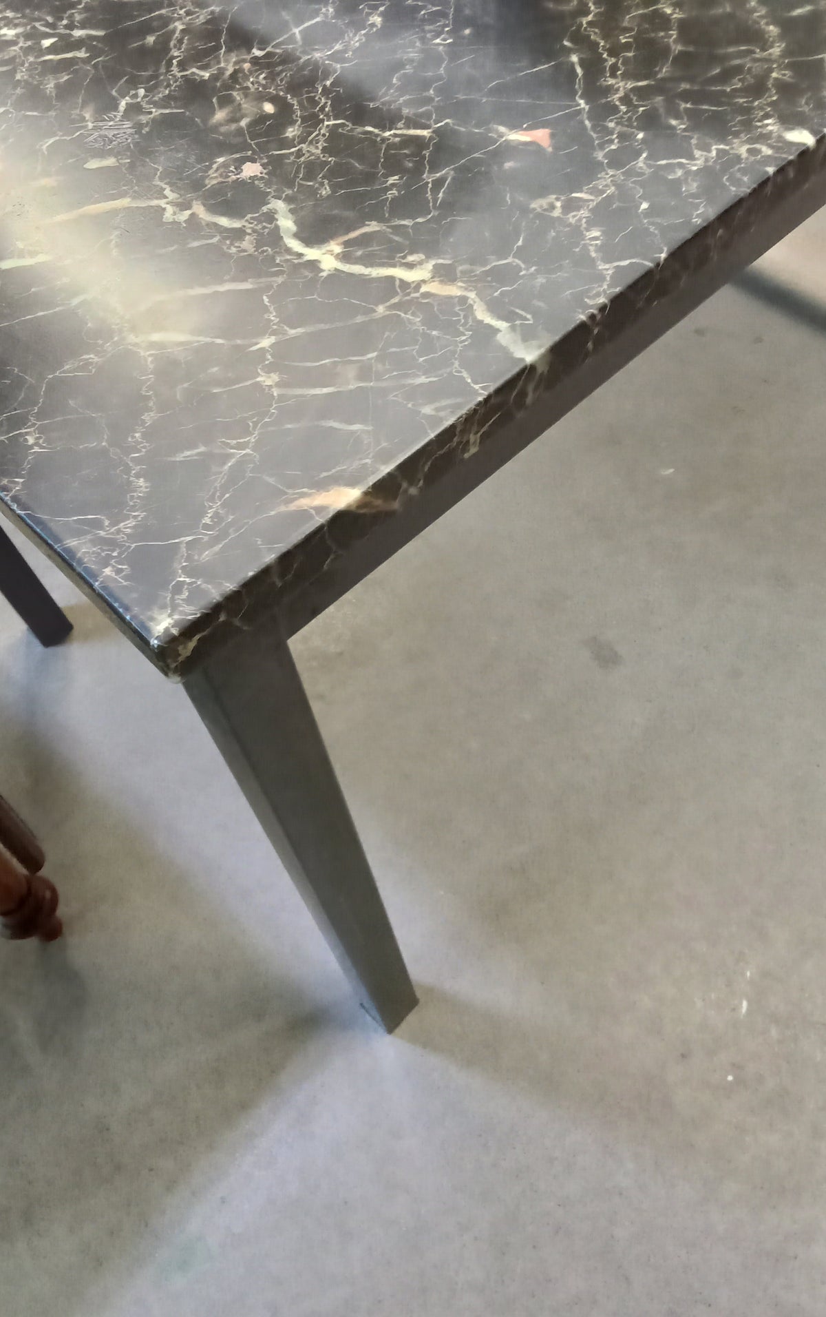48"W Faux Marble Dinette Table