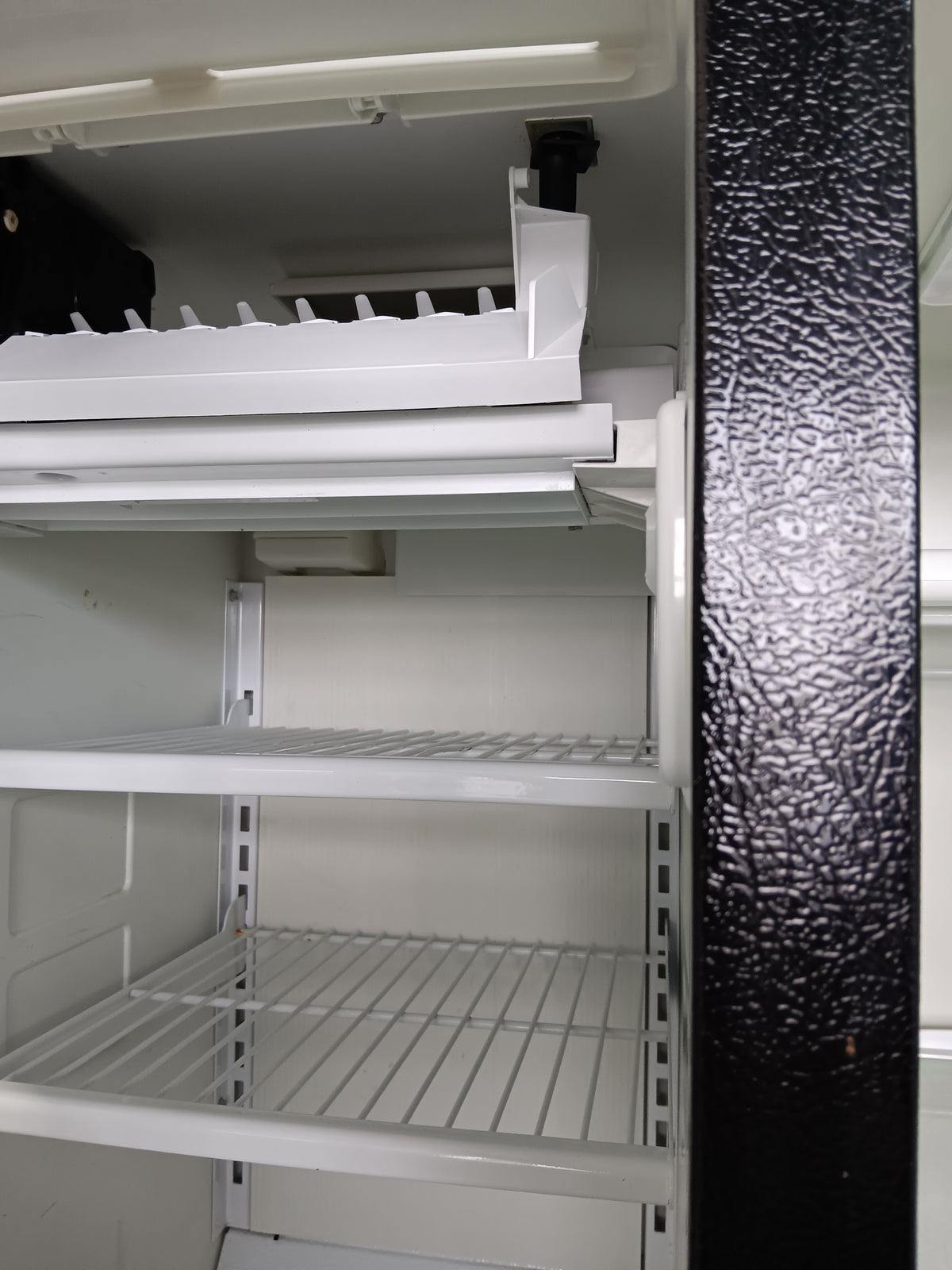 Kitchen AID Fridge / Frezeer with Ice & Water