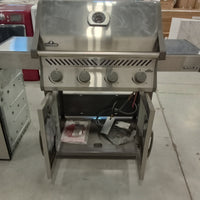 56"W 4-Burner Natural Gas BBQ in Stainless Steel