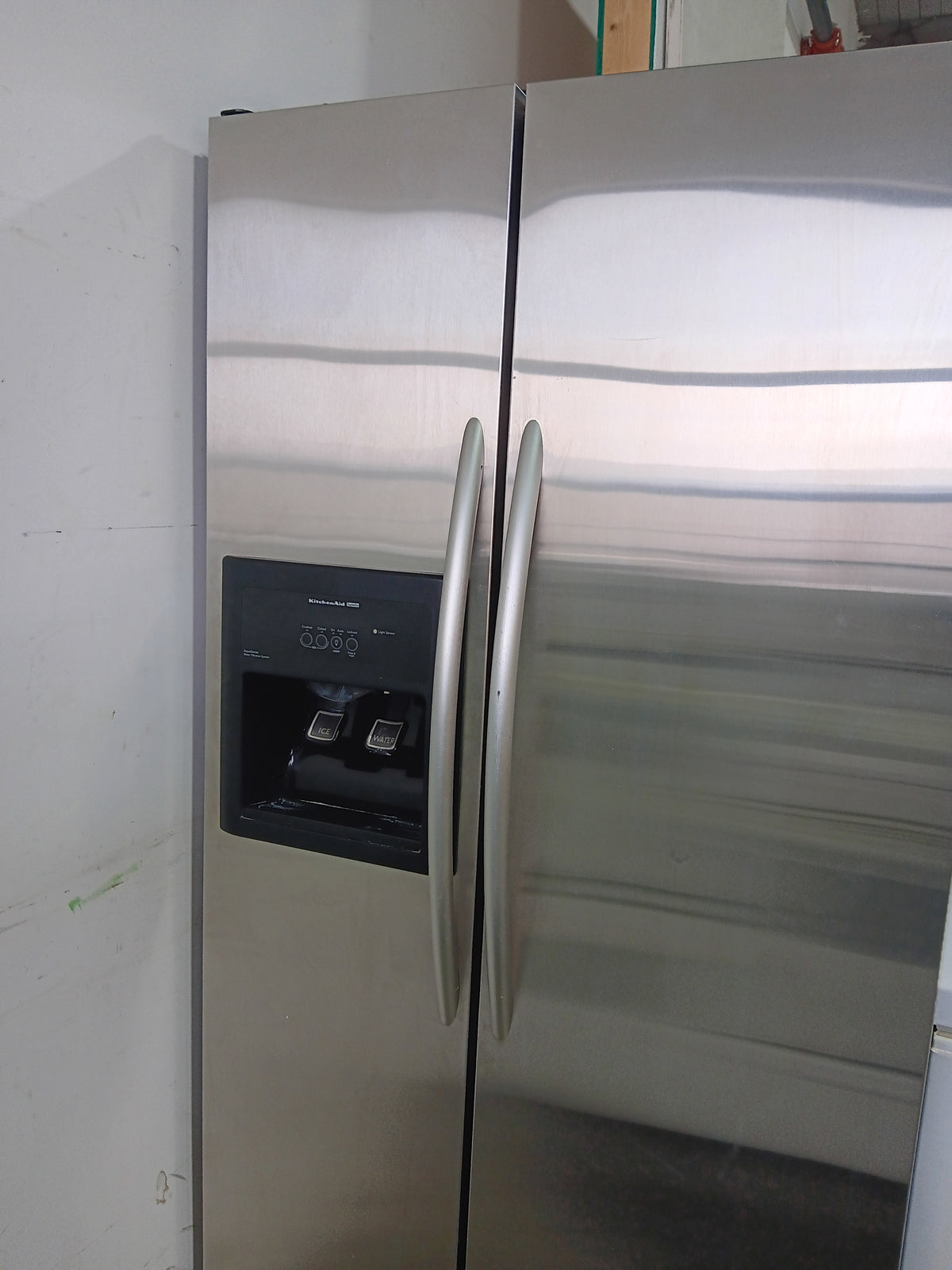 Kitchen AID Fridge / Frezeer with Ice & Water