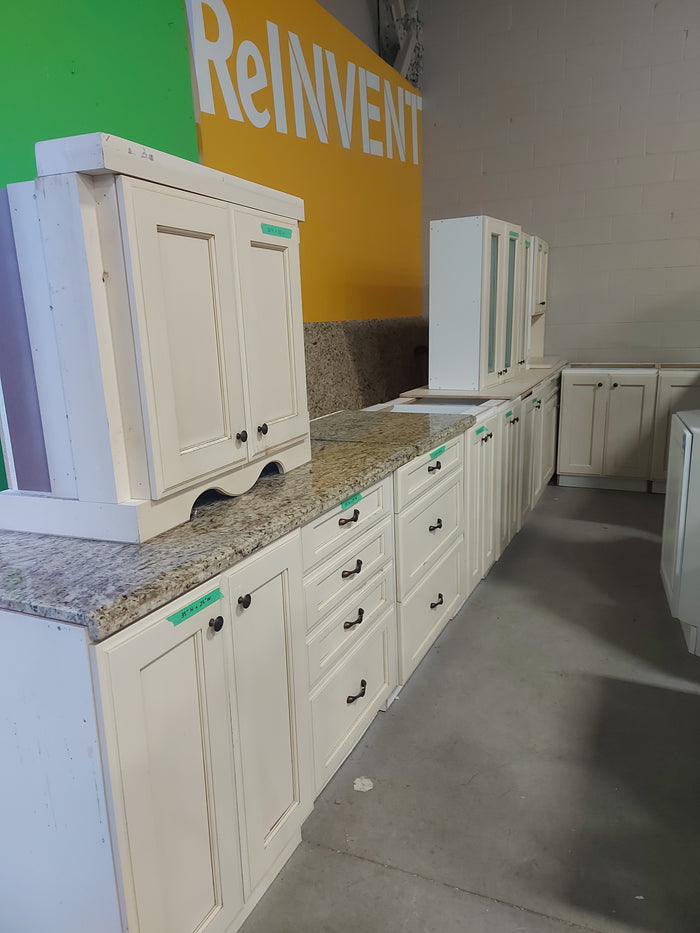 Cream Raised Panel Kitchen