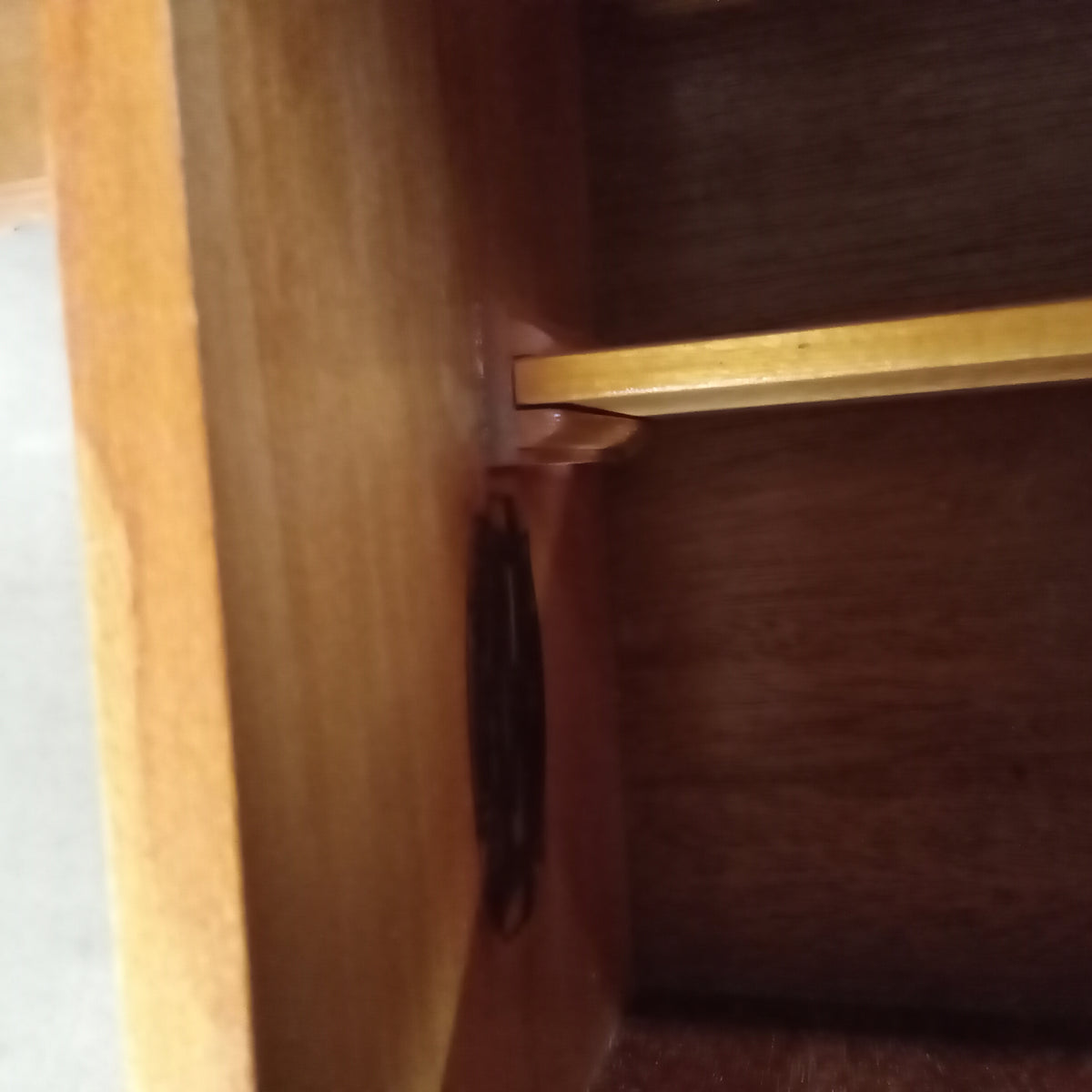 37.5"W 4-Drawer Wooden Dresser