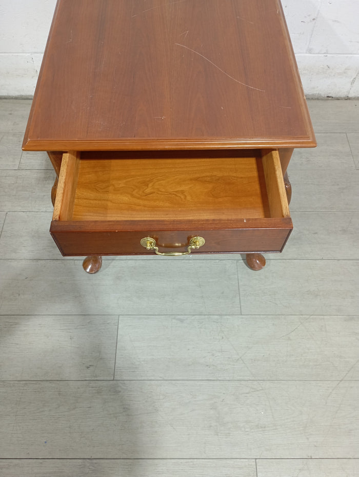 Thomasville Collectors Cherry End Table