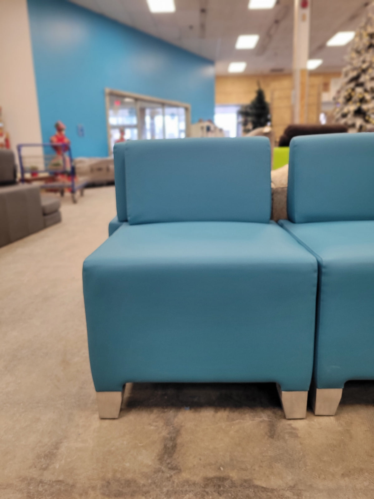 Vibrant Blue Vinyl Lounge Chair W/Back Rest