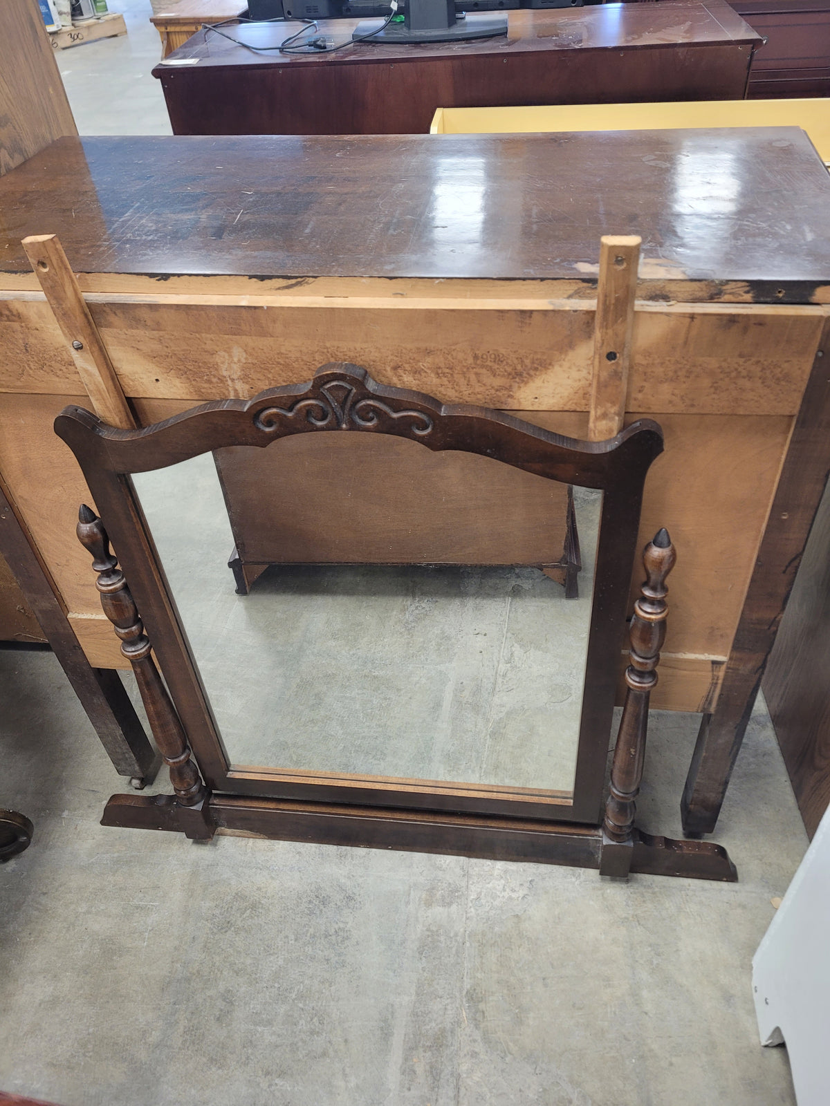 Waterfall Art Deco Dresser W/Mirror